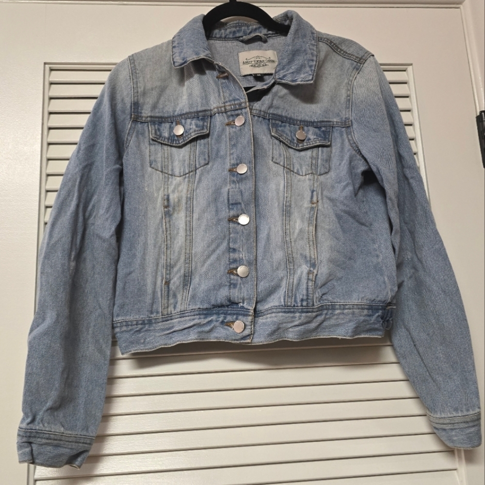 Ashley Vintage Charm - Denim Distressed Jacket With Pockets
